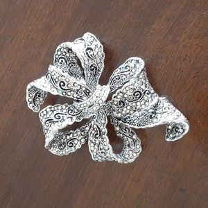 Bow Ribbon Rhinestone Pendant/ Brooch Premier Design silvertone 3"